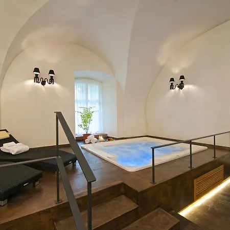 Separe V Zahrade Hotel