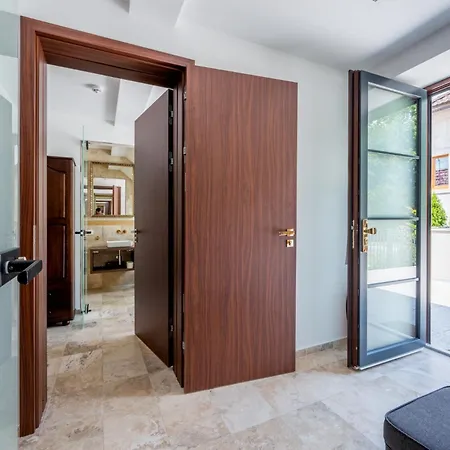 Separe V Zahrade Hotel Ratmerice