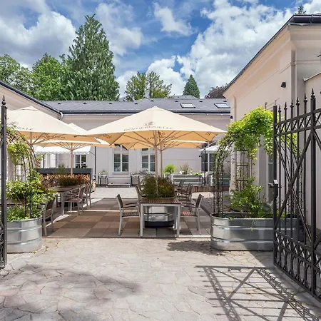 Hotel Separe V Zahrade