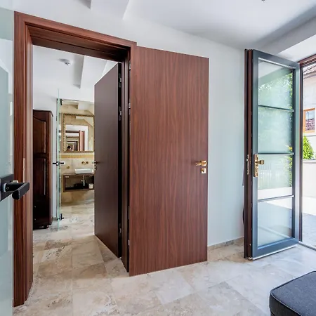 Otel Separe V Zahrade Ratmerice