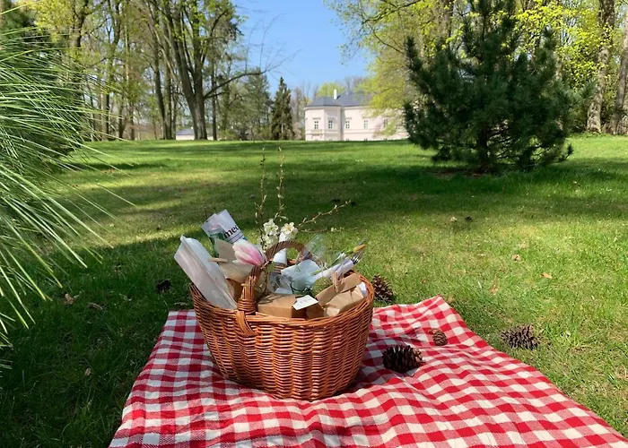 Separe V Zahrade 3* Ratmerice