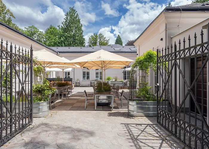 Hotel Separe V Zahrade